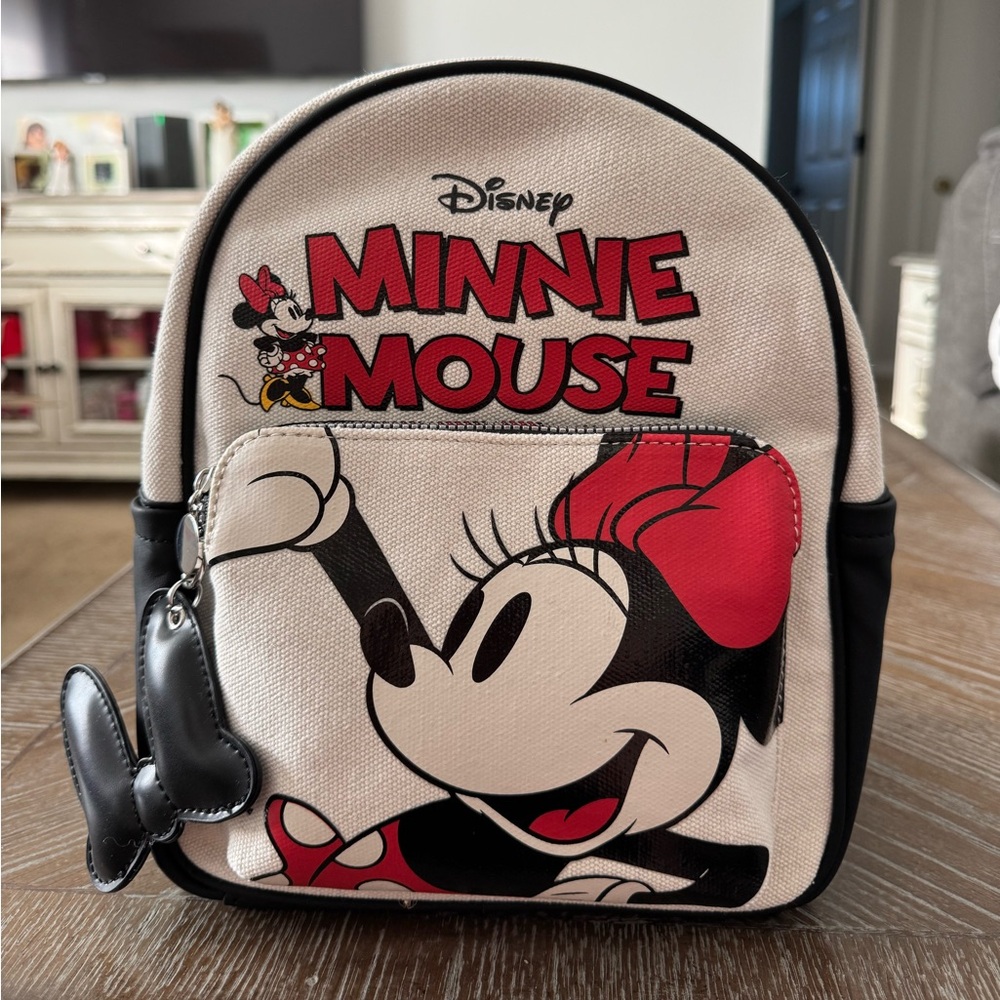 Disney Minnie Mouse Backpack - Black and Red